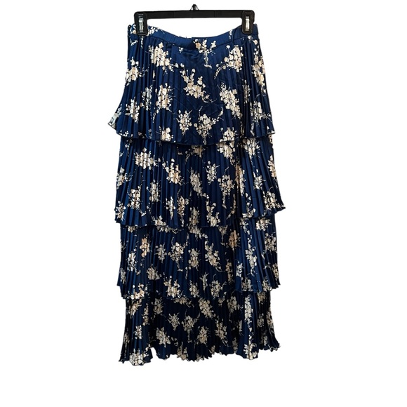 New with tags (NWT) Abercrombie & Fitch Women's Satin Pleated Tiered Maxi Skirt - Picture 2 of 7